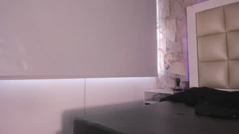 Snapshot of lilit_jade chatting on 12-20-24, 02:38 Lilit online show from 12-20-24, 02:38