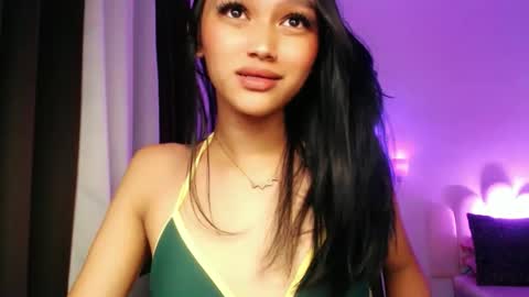 Chloe online show from 03-18-26, 12:58