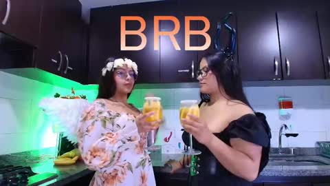 Lilith and Khloe  online show from 11-04-25, 11:20