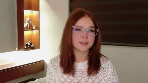 Snapshot of lilith_bonheur chatting on 06-22-26, 08:50 Lilith Bonheur online show from 06-22-26, 08:50