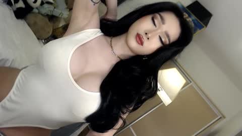 QUEEN LILITH BORBON online show from 02-15-26, 01:41