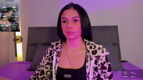 Lili petit  online show from 06-04-26, 12:44