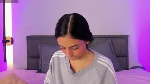 Lili petit  online show from 06-23-26, 12:36