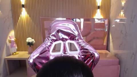 Lilith  online show from 02-05-25, 01:58