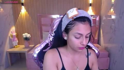 Lilith  online show from 02-08-25, 01:01