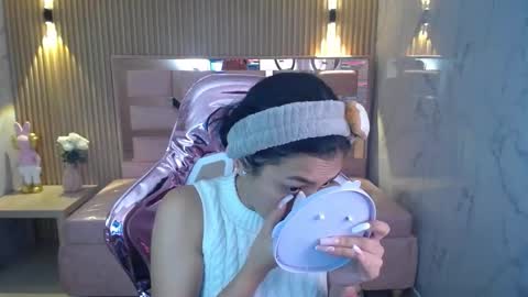 Lilith  online show from 02-15-25, 12:54