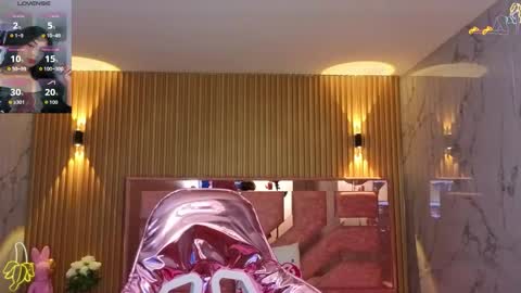 Lilith  online show from 10-25-25, 03:47