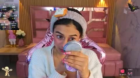 Lilith  online show from 10-31-25, 03:40