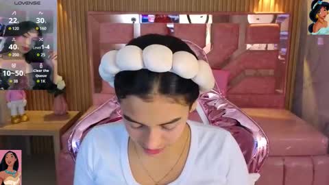 Lilith  online show from 11-28-25, 03:42