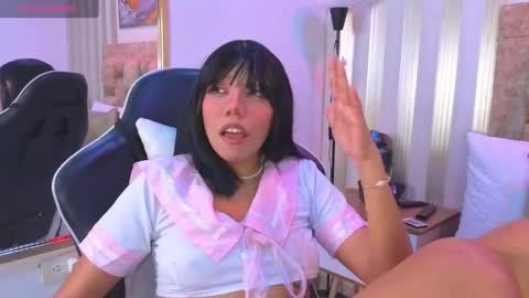 Lilith pink online show from 05-14-26, 04:30