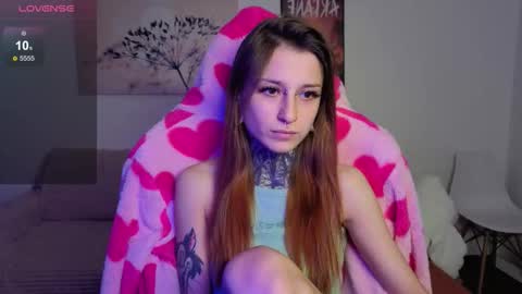 lilith_poison online show from 09-27-25, 05:51