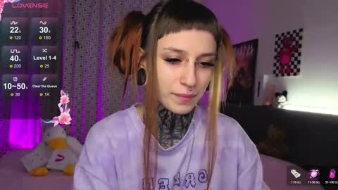 lilith_poison online show from 10-26-25, 06:03