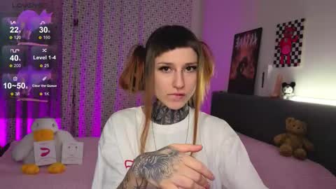 lilith_poison online show from 11-01-25, 05:59