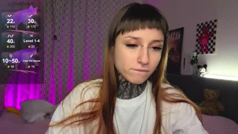 lilith_poison online show from 11-20-25, 06:18
