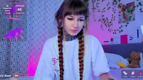 Snapshot of lilith_poison chatting on 05-16-26, 07:12 lilith_poison online show from 05-16-26, 07:12