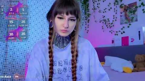 Snapshot of lilith_poison chatting on 05-17-26, 06:04 lilith_poison online show from 05-17-26, 06:04