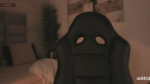 lilith_sage_ online show from 04-24-26, 07:49