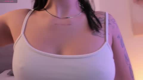 lilith_sage_ online show from 06-11-26, 07:45