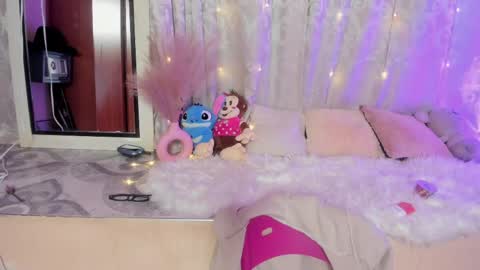 Snapshot of lilith_salvatoree chatting on 05-19-26, 01:22 Lilith Salvatore online show from 05-19-26, 01:22