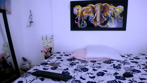 Snapshot of lilith_skinny1 chatting on 12-22-25, 05:10 Lilith online show from 12-22-25, 05:10