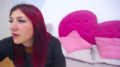 Snapshot of lilith_sm1th chatting on 02-02-25, 04:37 Lilith Smith online show from 02-02-25, 04:37