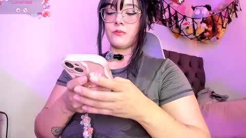 Lilithh Kuro online show from 05-24-26, 07:41