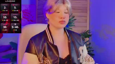 LilithNelson online show from 06-11-26, 12:03