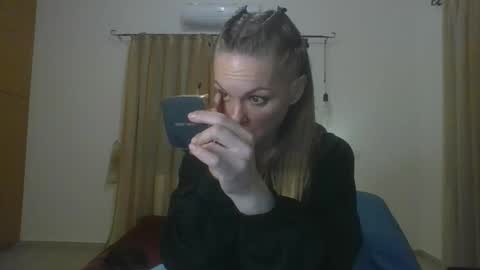 Snapshot of lilithnewdawn chatting on 02-09-26, 06:01 lilithnewdawn online show from 02-09-26, 06:01