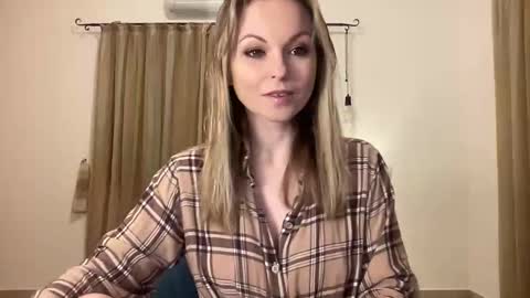 Snapshot of lilithnewdawn chatting on 02-13-26, 06:15 lilithnewdawn online show from 02-13-26, 06:15