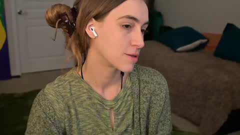 Snapshot of lilithoftrees chatting on 01-16-25, 06:48 L online show from 01-16-25, 06:48