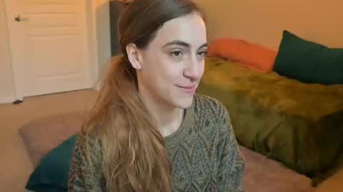 Snapshot of lilithoftrees chatting on 02-15-25, 04:56 L online show from 02-15-25, 04:56