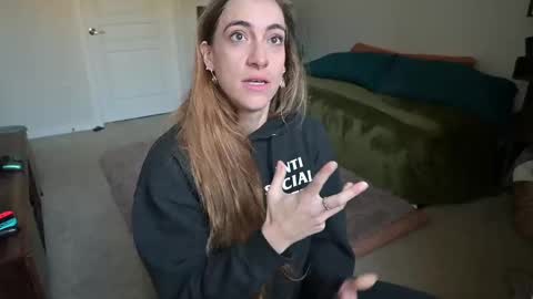 Snapshot of lilithoftrees chatting on 02-22-25, 05:46 L online show from 02-22-25, 05:46