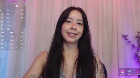 Snapshot of lilithwallkeer chatting on 02-18-25, 03:21 Maria online show from 02-18-25, 03:21