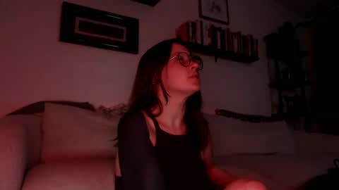 Snapshot of liljbby chatting on 02-14-26, 03:03 Jay please help me reach 50 thumbs up online show from 02-14-26, 03:03