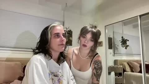 lilldaddysgirl online show from 09-28-25, 02:17