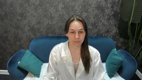 lillian_white1 online show from 03-03-25, 02:15