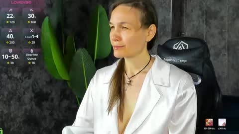 Snapshot of lillian_white1 chatting on 06-08-26, 12:36 lillian_white1 online show from 06-08-26, 12:36