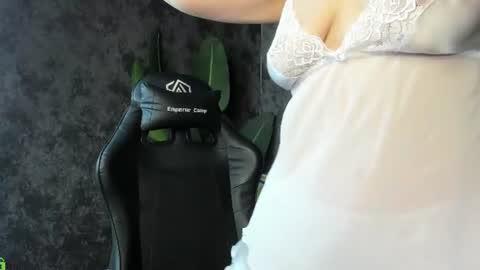 Snapshot of lillian_white1 chatting on 07-13-26, 12:57 lillian_white1 online show from 07-13-26, 12:57