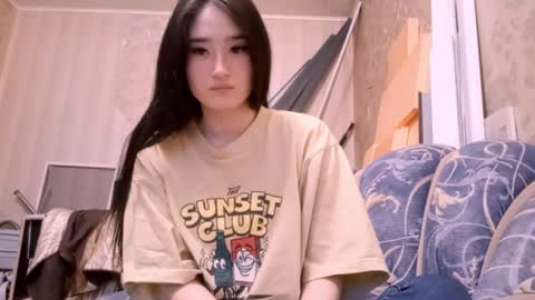 Lili online show from 10-20-25, 08:15