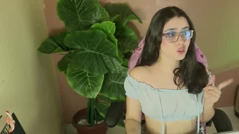 Snapshot of lillianderson chatting on 10-01-25, 11:38 lillianderson - Next stream start at 0700hs GTM-3 online show from 10-01-25, 11:38