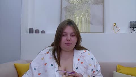 LillianHaig online show from 01-16-25, 06:27