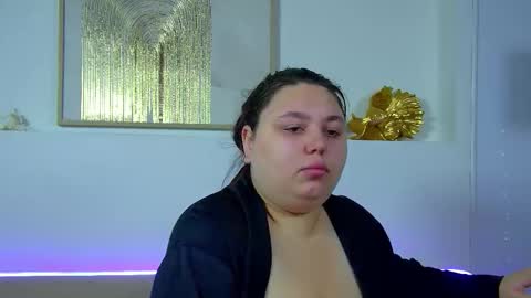 LillianHaig online show from 10-13-25, 06:13