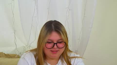 LillianHaig online show from 03-13-26, 06:58