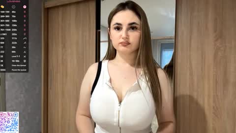 Snapshot of lillianhusk chatting on 02-09-26, 03:05 Amelia online show from 02-09-26, 03:05