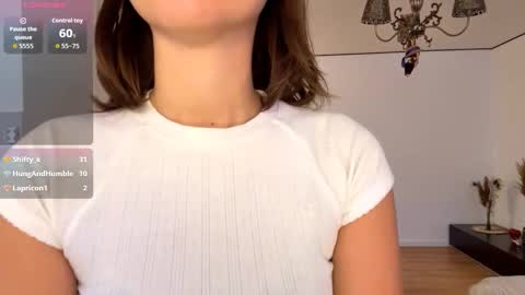 Snapshot of lillianhusk chatting on 03-05-26, 06:20 Amelia online show from 03-05-26, 06:20