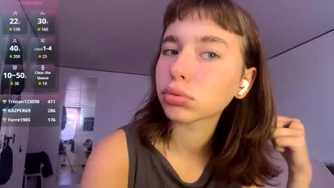 Snapshot of lillianhusk chatting on 03-07-26, 06:21 Amelia online show from 03-07-26, 06:21