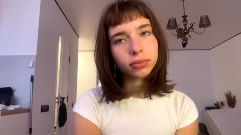 Snapshot of lillianhusk chatting on 03-09-26, 06:28 Amelia online show from 03-09-26, 06:28