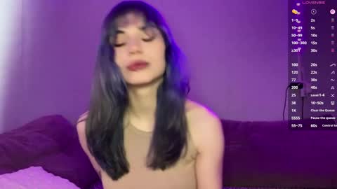 Snapshot of lillianhusk chatting on 03-25-26, 10:54 Amelia online show from 03-25-26, 10:54