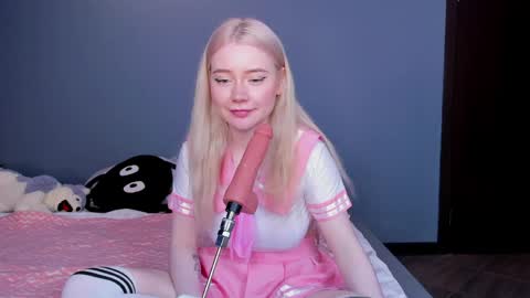 Snapshot of lillie_berry chatting on 05-07-26, 05:24 lillie_berry online show from 05-07-26, 05:24