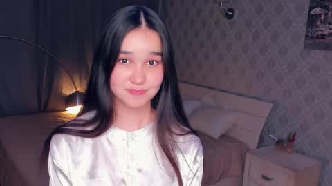 Celina Lillie online show from 11-30-25, 10:03